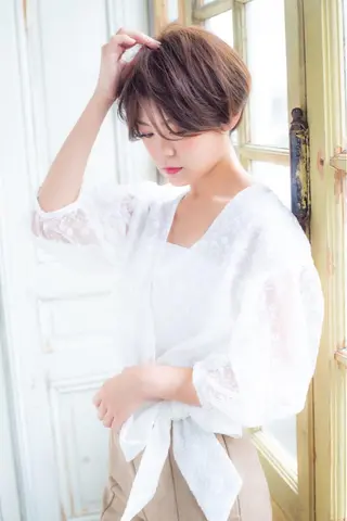 ショート 代表 吉澤弘哲のヘアスタイル