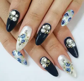 ネイル Nail lieNのネイルデザイン