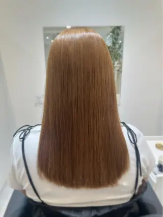 セミロング Emuest心斎橋 SAKIのヘアスタイル