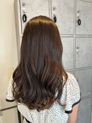 ロング 新宿三丁目 田中美由紀のヘアスタイル