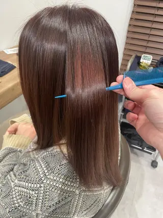 セミロング カラー やまこし 美裕樹のヘアスタイル