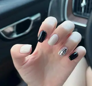 ネイル 高木 維麗絲のネイルデザイン