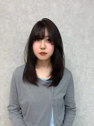 カラー Hz/ヘルツ SHIHOのヘアスタイル