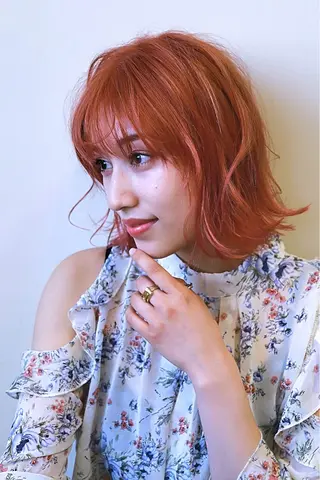 ショート カラー LOOP hairのヘアスタイル