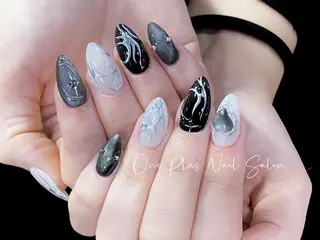 ネイル One Plus Nail Salonのネイルデザイン