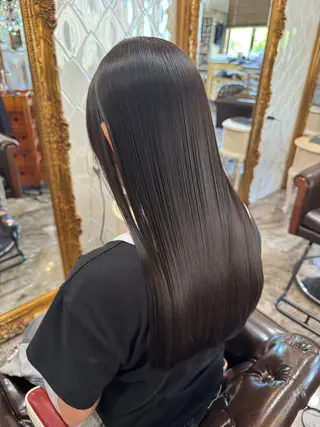 ロング 贄田 未空のヘアスタイル