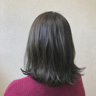 ミディアム カラー 中司 莉菜のヘアスタイル