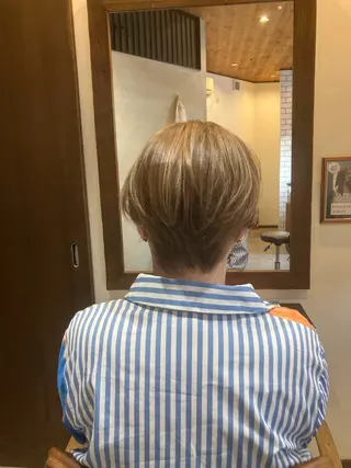 ショート YUKI .のヘアスタイル