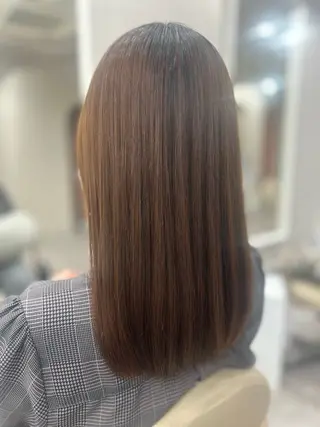 セミロング カラー ULUA ひまりのヘアスタイル