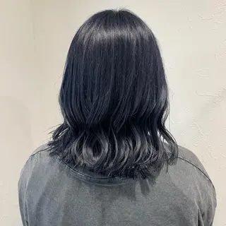 ミディアム カラー shiho .のヘアスタイル
