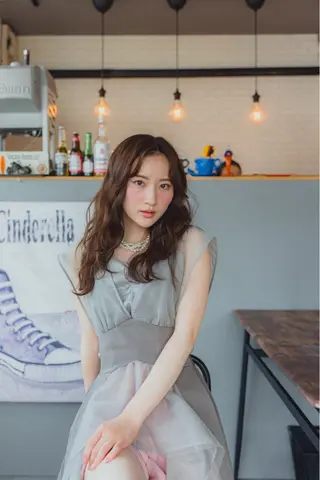 セミロング カラー 透明感カラー🦋艶髪 イヴカ💙のヘアスタイル