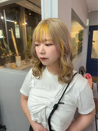 ミディアム カラー ヘアアレンジ CheRiR【シェリール】所属・cherir髪質改善 パーソナルカラー診断のヘアスタイル
