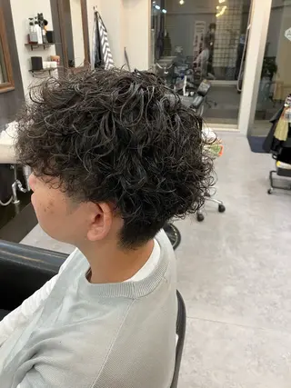 パーマ メンズ Back  bone barberのヘアスタイル