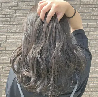 ミディアム アンドウ ユウ/ レイヤーカット/韓国のヘアスタイル