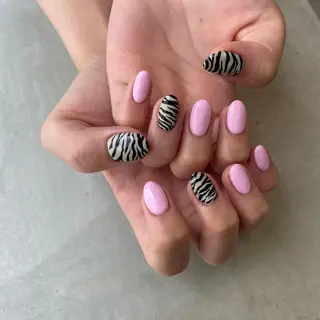 ネイル 鎌田 玲奈のネイルデザイン