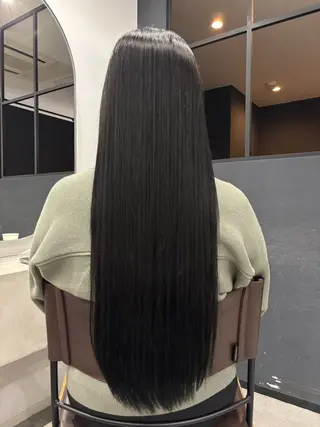 ロング カラー 佐古 里美華のヘアスタイル