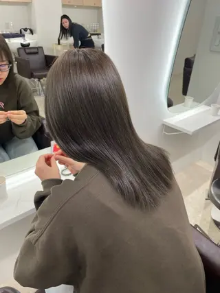 セミロング カラー 新宿/韓国ヘア/ 髪質改善ストレートのヘアスタイル