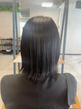 ミディアム カラー KAEDE🎀 縮毛矯正＆パーマ特化のヘアスタイル