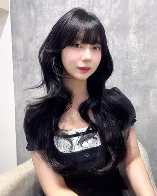 ロング トレンド韓国モテヘア Natsuki🌛のヘアスタイル