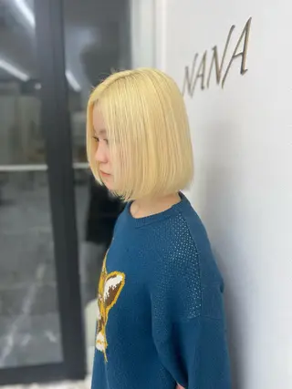ミディアム Hiroka / NANAのヘアスタイル