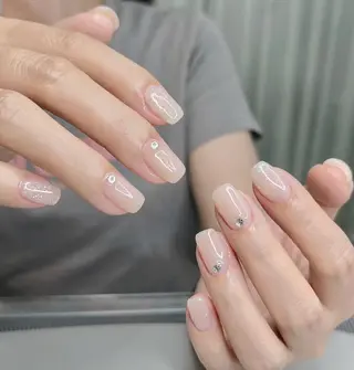 ネイル Queens テイのネイルデザイン