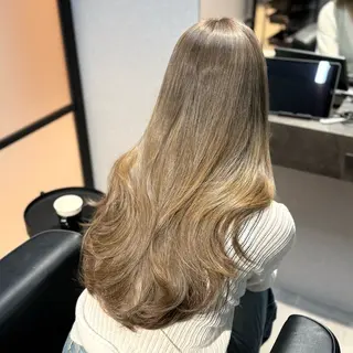 ロング カラー 髪質改善Ⅰ透明感 艶カラーⅠたつやのヘアスタイル