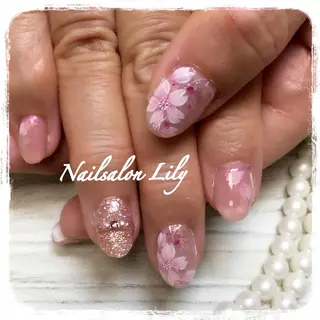 ネイル Lily*nail 🌻Mii🌻のネイルデザイン