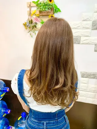 ロング カラー 大人デザイン 🍃MORIKA🍃のヘアスタイル