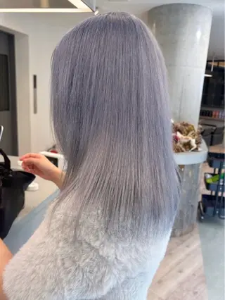 ミディアム カラー Loob.TOKYO YUUNAのヘアスタイル