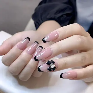 ネイル Queens テイのネイルデザイン