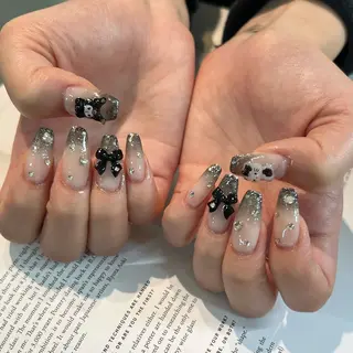 ネイル nailist mana𖤐´-のネイルデザイン