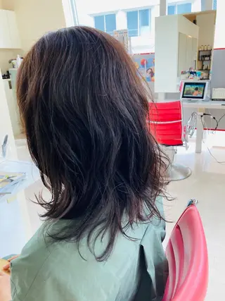 ミディアム カラー PazRood 山下のヘアスタイル