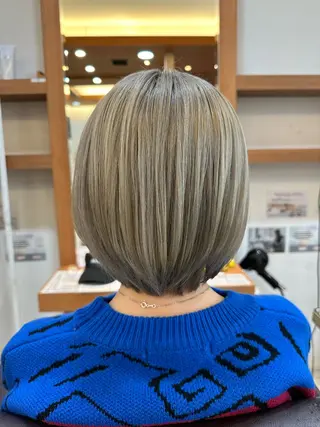 ショート レイヤー/艶カラー ROKUのヘアスタイル