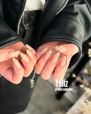 ネイル Feliz 楽しいネイルサロンのネイルデザイン