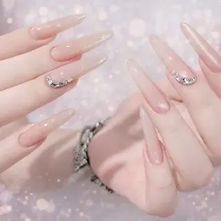 ネイル ロングネイル長さ出し 専門Spade Qのネイルデザイン