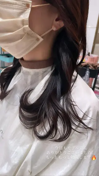 セミロング レイヤーカット/透明 感カラー🐬永井瑠栞のヘアスタイル