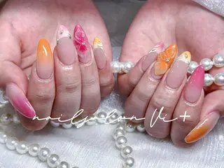 ネイル ✨Nailsalon Vi+✨のネイルデザイン
