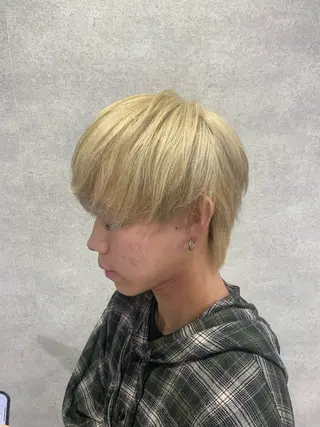 カラー メンズ デザイン/ハイトーン 指名No.1パフのヘアスタイル
