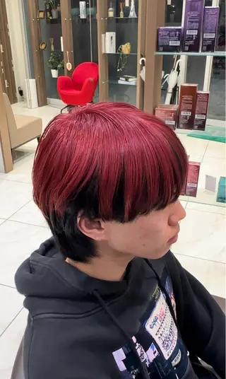 ショート カラー 【複雑履歴ブリーチ】 中村　玲仁のヘアスタイル