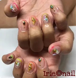 ネイル 與儀 知佳のネイルデザイン