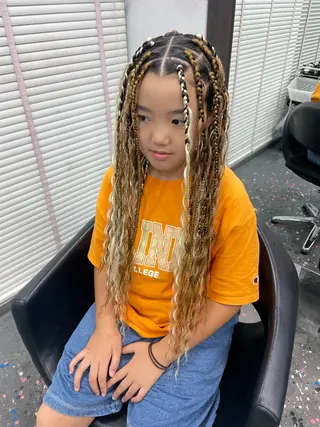 ロング ヘアアレンジ キッズ MEI/ブレイズ/ コーンロウ/茅ヶ崎のヘアスタイル