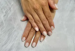 ネイル 二階堂 晴菜のネイルデザイン