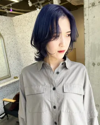 ミディアム カラー ヘアアレンジ lani ブリーチ /ダブルカラーのヘアスタイル