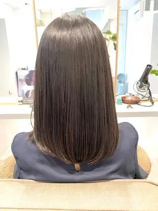 セミロング ❣️心斎橋髪質改善 鈴木佑弥❣️のヘアスタイル