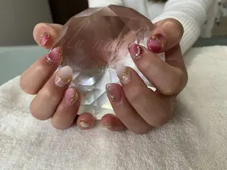 ネイル 佐野 愛美のネイルデザイン
