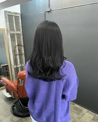 ロング カラー 暗髪とオリーブ🌿 渡辺拓人のヘアスタイル