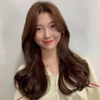 ロング ✨ブリーチ募集中 ✨イェビンのヘアスタイル