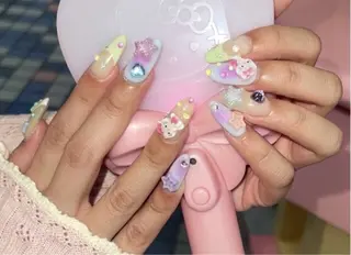 ネイル アユリ リリのネイルデザイン