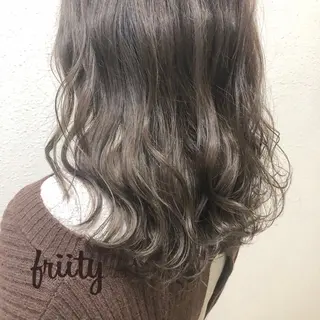 ロング カラー 中司 莉菜のヘアスタイル