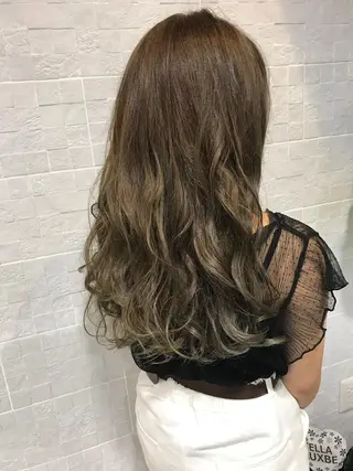 ロング カラー パーマ ブリーチ特化 梅田本多翔のヘアスタイル